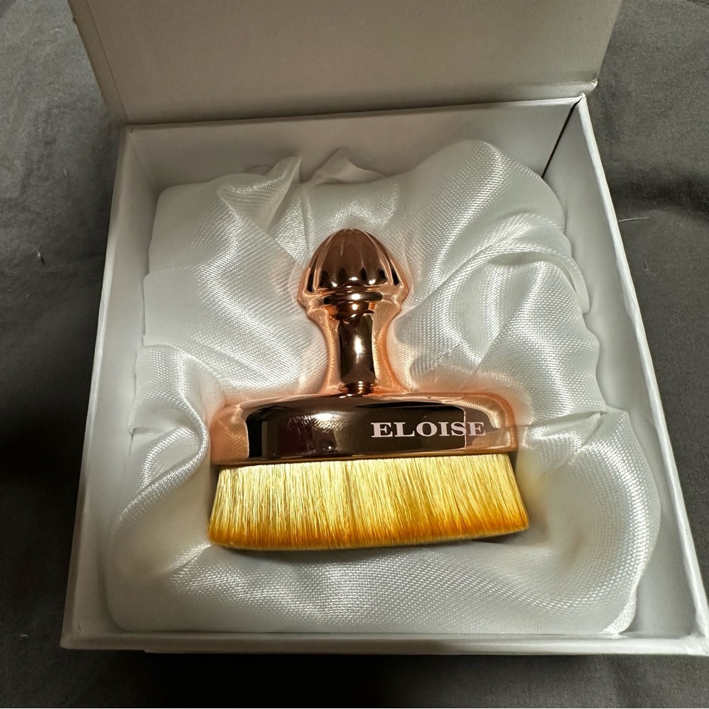 NWT Eloise teardrop brush - Picture 6 of 6